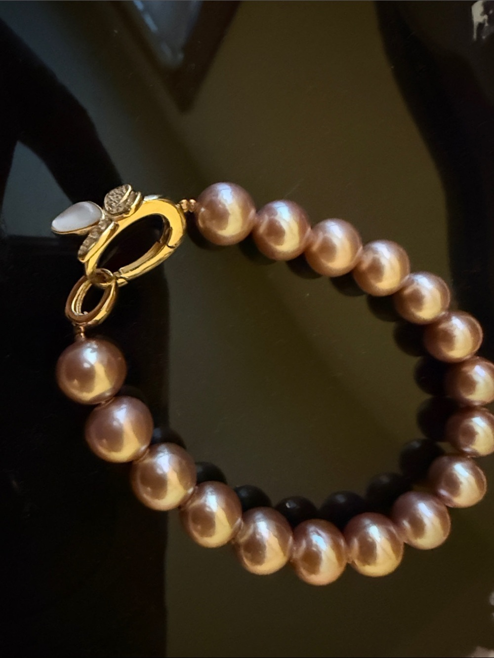 Cultured Pearl Bracelet in Rose Gold Pearlescent